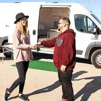 The Pros and Cons of Selling an RV on Consignment