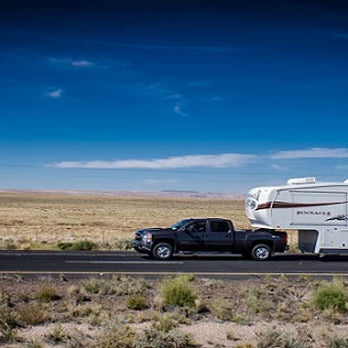 5 Best RV Hauling Trucks for Long Rides