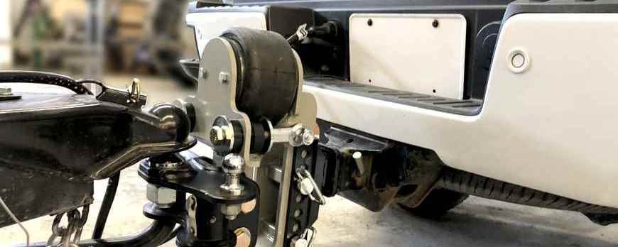 Weight Distribution Hitches and Systems For Towing Your RV