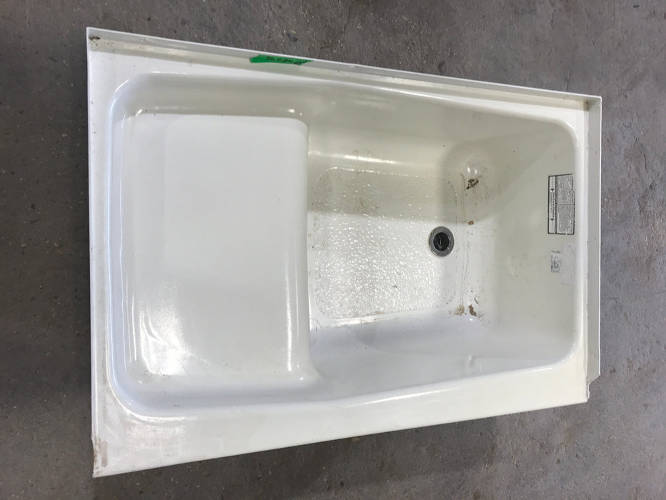 Used RV Step Bath Tub 36” x 24” - Right Hand Drain