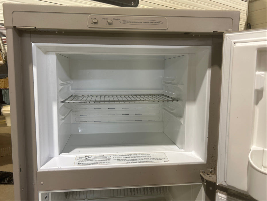 Used Complete Dometic Fridge, 2-WAY - RM2652