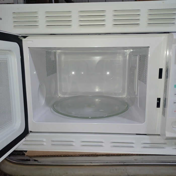 Used RV Microwave Magic Chef 19.5″ X 15″ X 12.75″ - Model No. MCD990ARW
