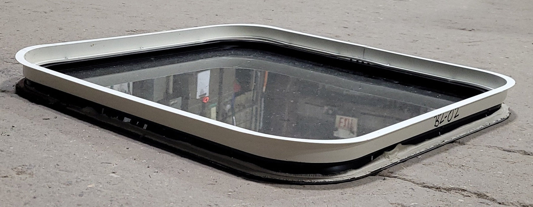Used Black Radius Non-Opening Window : 23 1/4" W X 21 3/4" H X 1 3/8" D