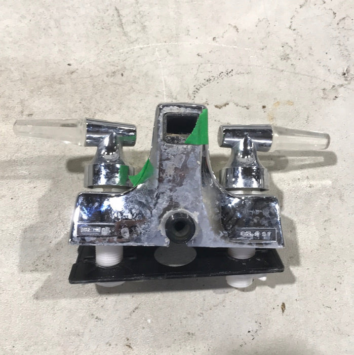 Used 4" Shower Faucet With Diverter, Chrome, Clear/ Chrome Handles