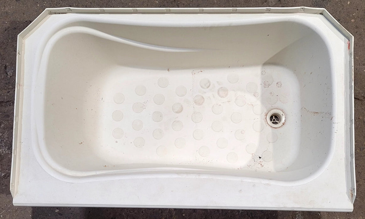 Used RV Bath Tub 39 7/8” x 23 3/4” - Left Hand Drain