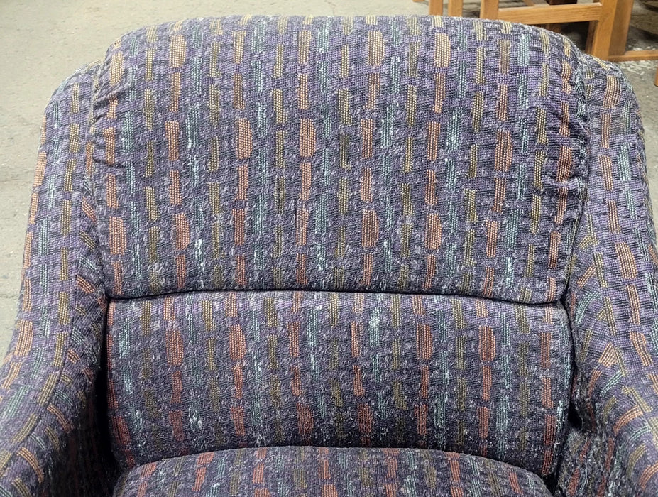 Used RV Chair - 32"H x 26"W x 27"D