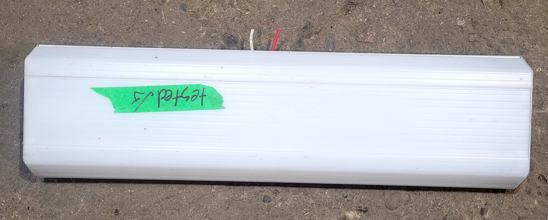 Used Sunbeam Model 550 Dual Florescent light fixture - Young Farts RV Parts