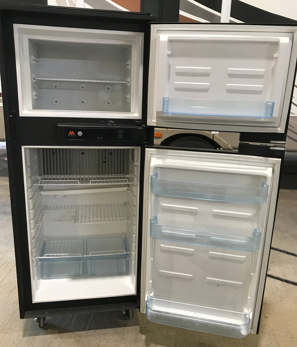 Used Complete Atwood Helium Fridge HE-0601