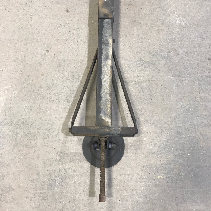 Used BAL Telescopic Stabilizer Jack 79"