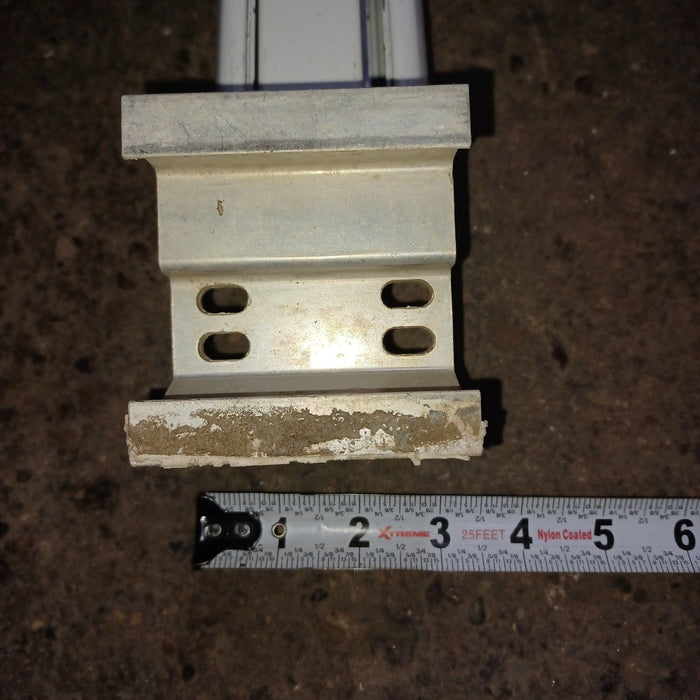 Used Dometic / A&E Manual White Awning Arm 73″ - 8500 Series
