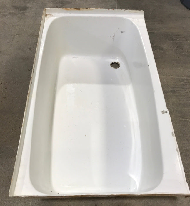 Used RV Bath Tub 43 3/4” x 25 1/2” - Right Hand Drain