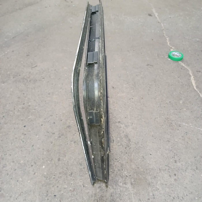 Used Young Farts RV Parts Black Radius Louvered Window : 23 3/8″ X 21.5″ X 1 7/8″