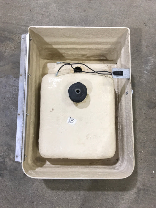 Used Single Kitchen Sink 21 1/2” L X 14 3/4" W