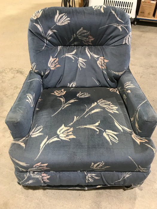 Used RV Chair - Blue with design