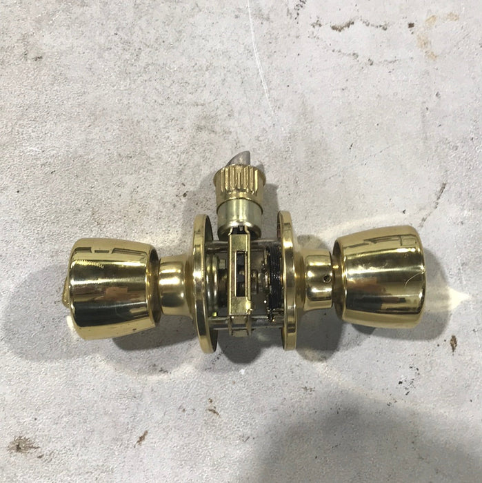 Used RV Interior Door Knob 1 1/2" Wall 2 3/4" Latch Locking