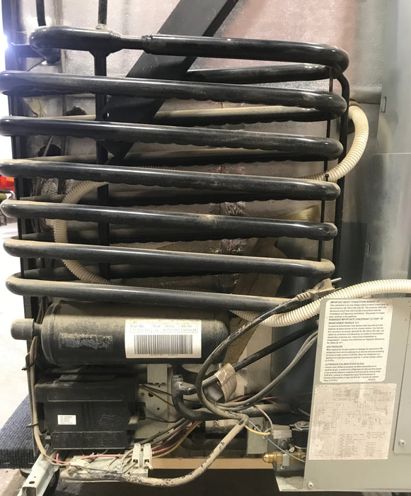 Used Complete Dometic Fridge, 2-Way - DM2652