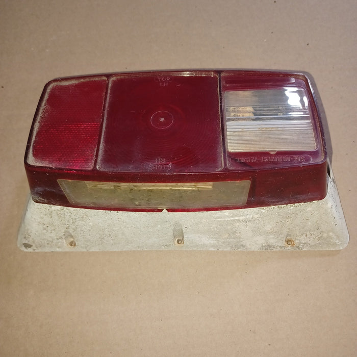 Used Microflex SAE-AILR(2) ST-72 D.O.T Taillight Assembly