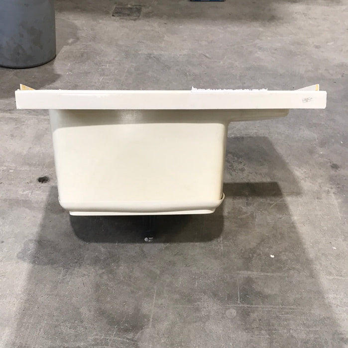 Used RV Step Bath Tub 43 1/2” x 23 1/2” - Right Hand Drain