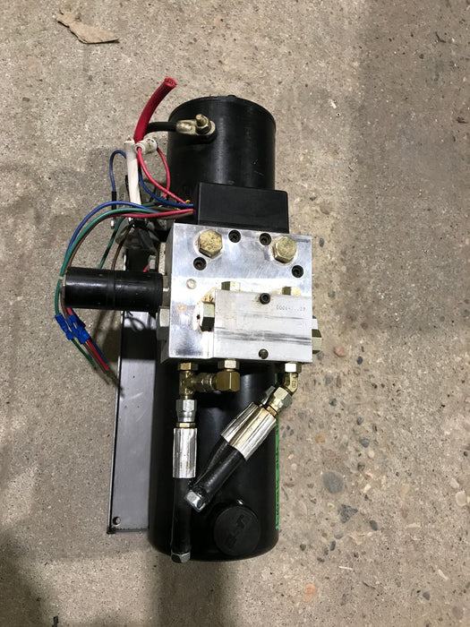 Used TAYLOR-NEWCOMB RV Slide Out Hydraulic Pump/Motor/Tank Assembly