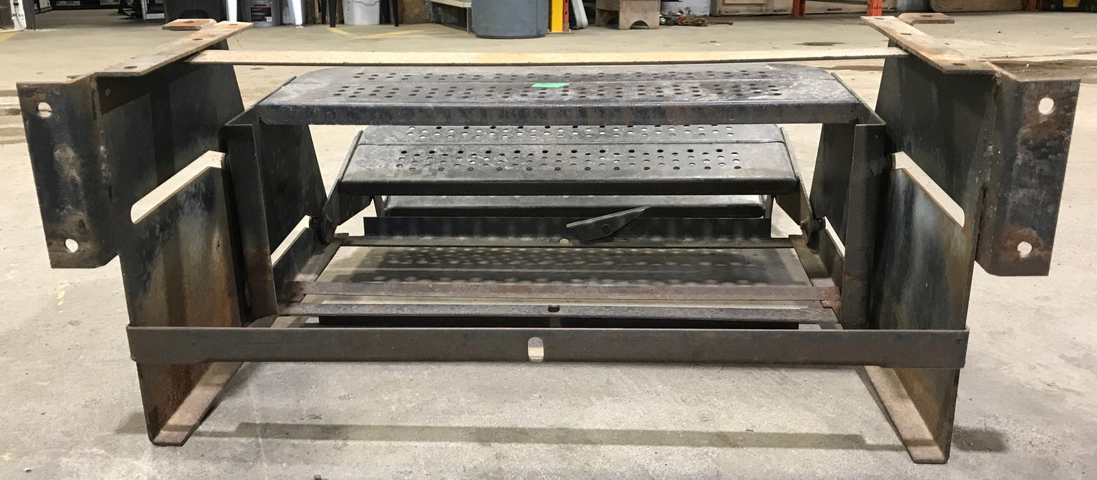 Used Manual Triple Fold Step