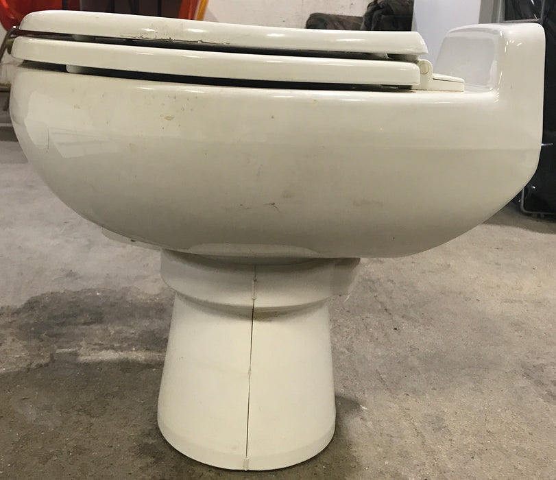 Used Complete Dometic Sealand Traveler Toilet, Foot Flush - 510+