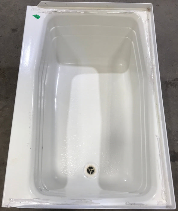 Used RV Bath Tub, Right Hand Drain - 36” L x 24" W