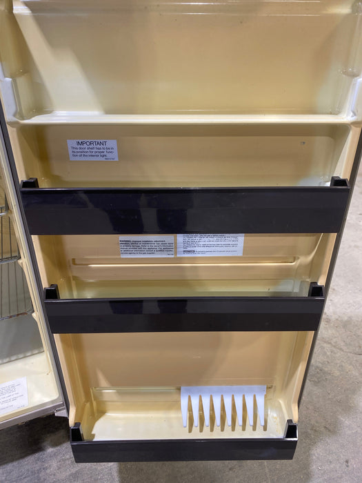 Used Complete Dometic Fridge, 2-Way - RM2611