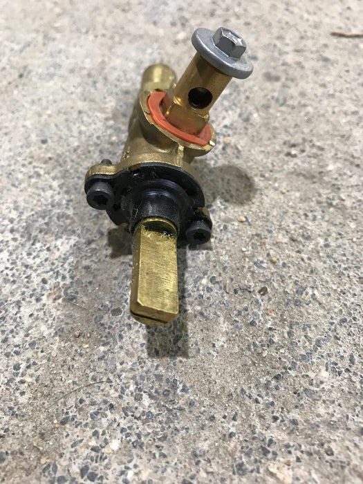 Used Magic Chef Top Burner Valve - 74010756 - 6500 BTU