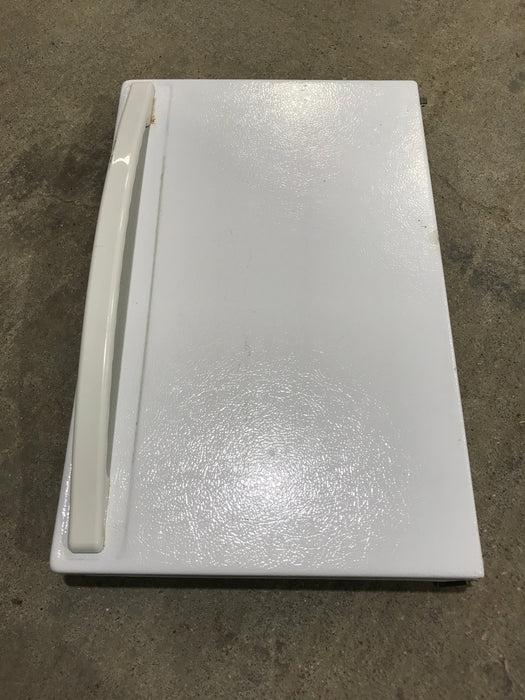 Used Magic Chef Oven Door 2401F12671 (WHITE FACEPLATE)
