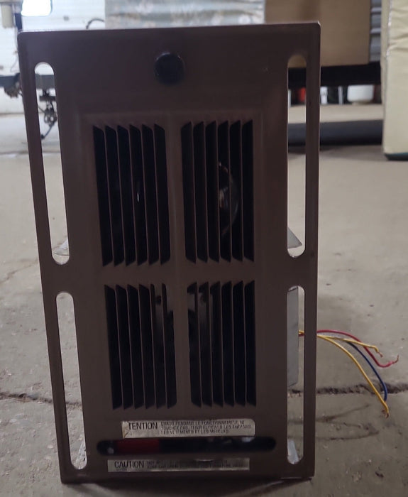 9000 BTU USED 4312K729 COLEMAN RV Propane Furnace