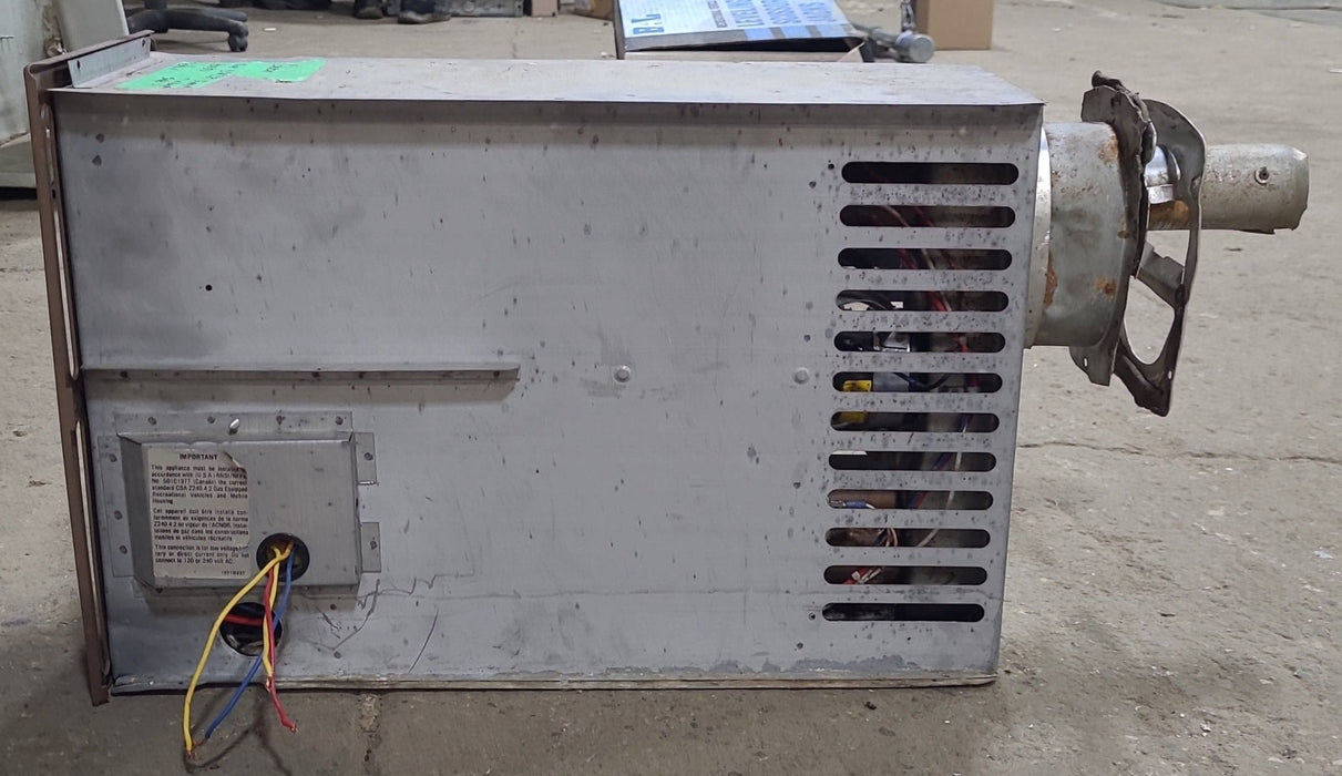 9000 BTU USED 4312K729 COLEMAN RV Propane Furnace