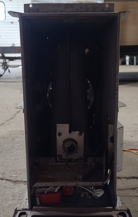 9000 BTU USED 4312K729 COLEMAN RV Propane Furnace