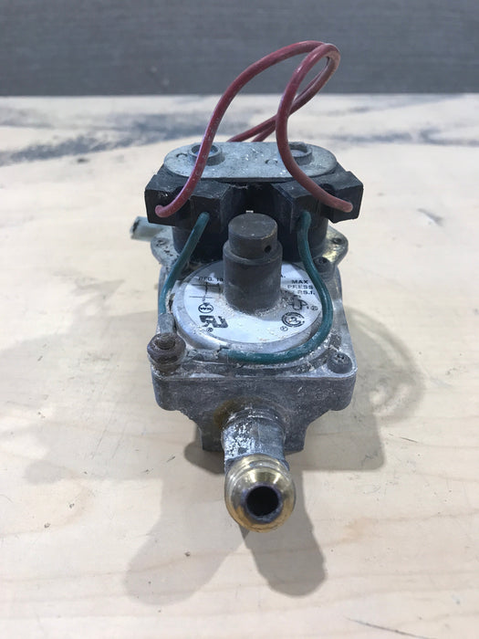Used Atwood/ Dometic DSI Gas Valve - 92078