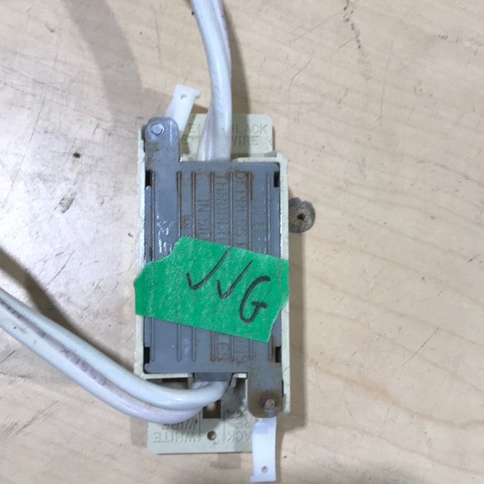 Used RV 125 Volt Wall Receptacle / Outlet - SC 85-R