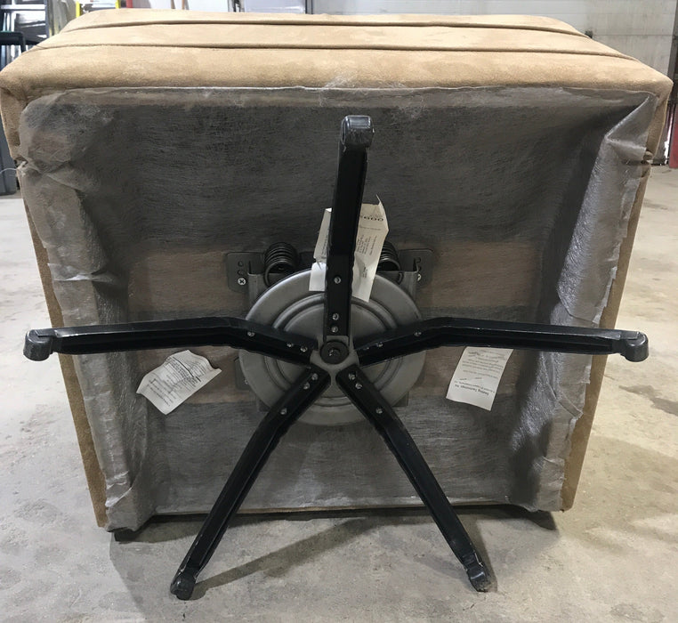 Used RV Chair - 39" H x 25" W x 20" D
