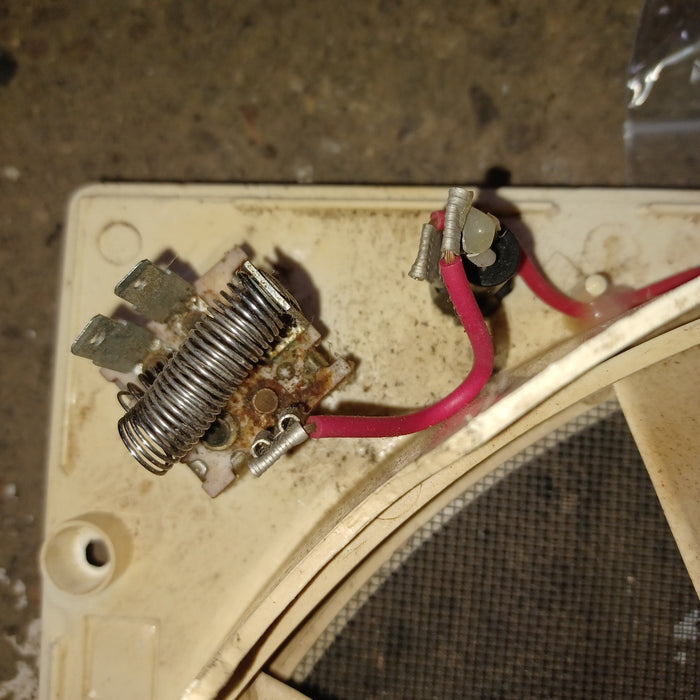 Used Young Farts RV Parts Fantastic Fan Motor Assembly Kit 8000