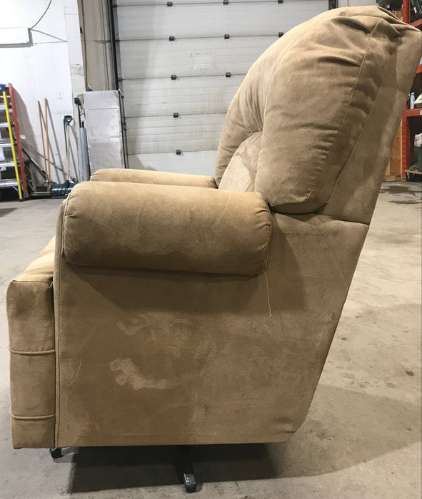 Used RV Chair - 39" H x 25" W x 20" D