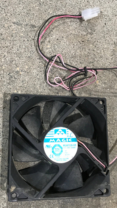 Used Dometic Fan 3851183016