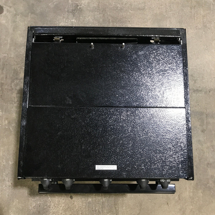 Used Magic Chef RV Range, 3 Burner - CLY1620BDB