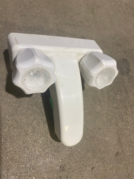 Used 4" Bathroom Faucet, Off White, Off White Knobs