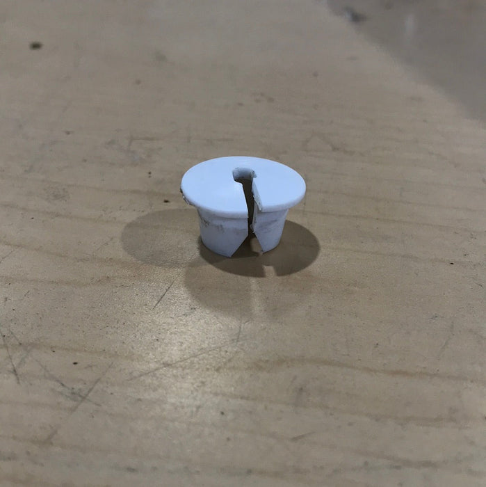 Used Dometic Drainage Plug- 2932115013