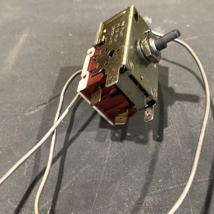 Used Dometic T-stat - 2930814-03