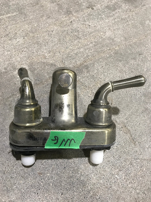 Used 4" Shower Faucet With Diverter, Bronze, Bronze Handles