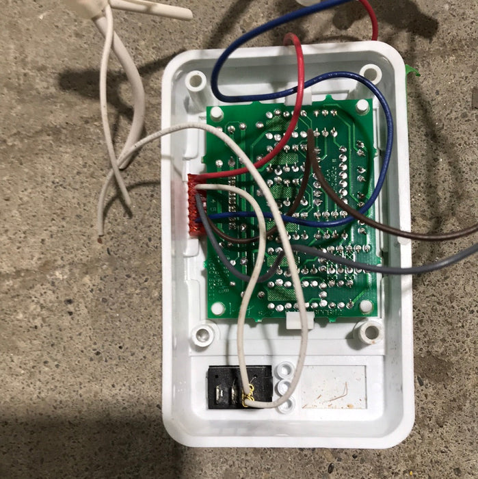 Used KIB Micro Monitor SUBPCBM2 - PCBM2-C  - YYZ - White