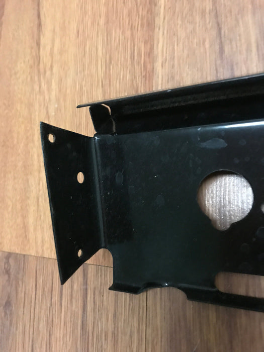 Used Magic Chef Oven Manifold Panel 74007296