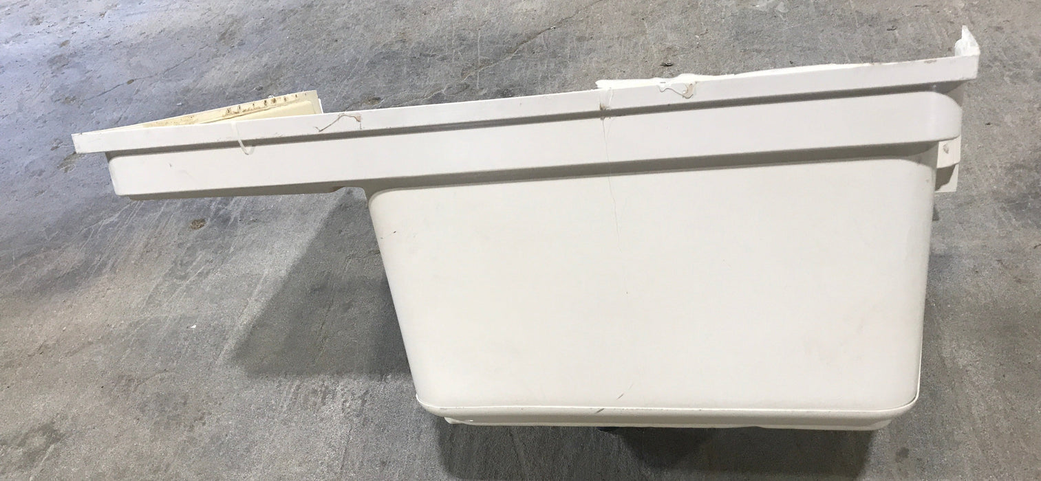 Used RV Step Bath Tub 39 1/2” x 24” - Right Hand Drain
