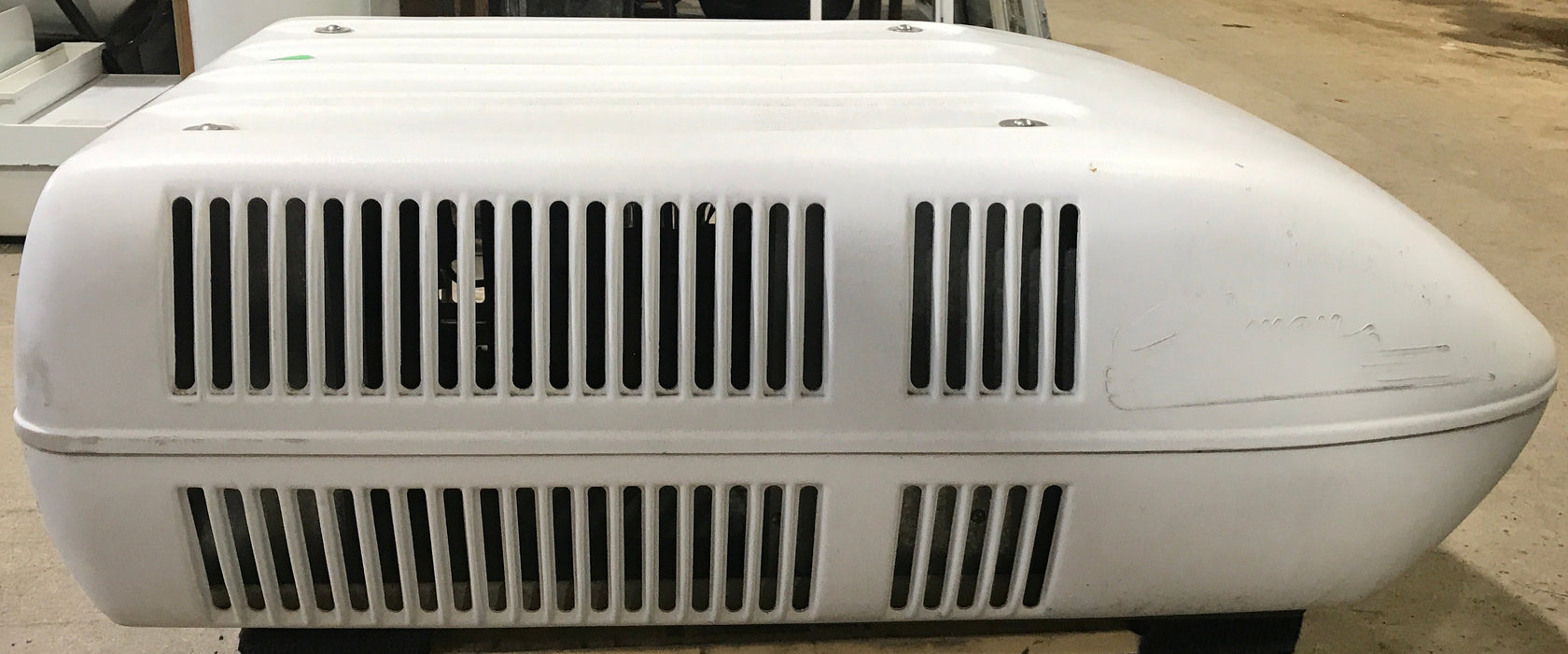 Used Coleman Mach 3 Plus Air Conditioner, Head Unit, 13500 BTU - 7333C866