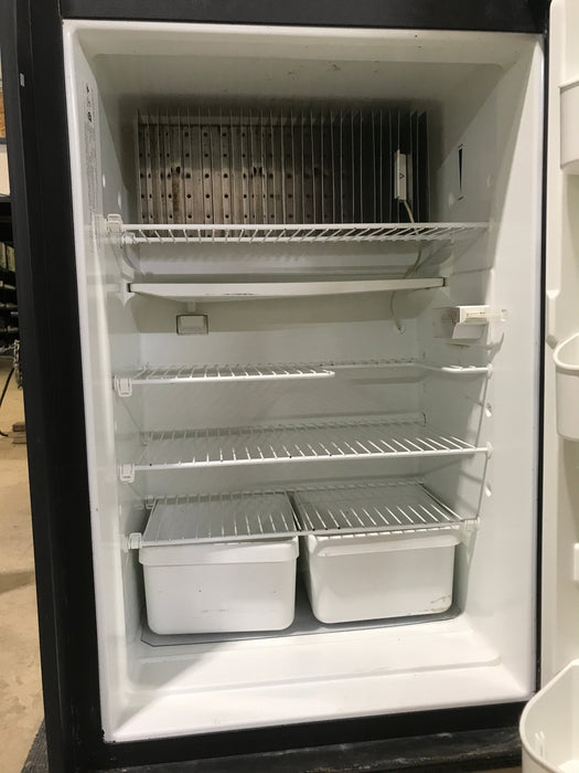 Used Complete Dometic Fridge, 2-Way - DM2652