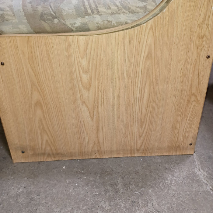 Used Young Farts RV Parts Complete RV Dinette Set
