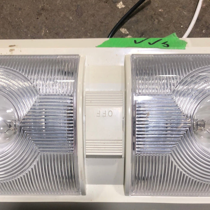 Used Light Fixture *DOUBLE* 310173 / F33-0052 White
